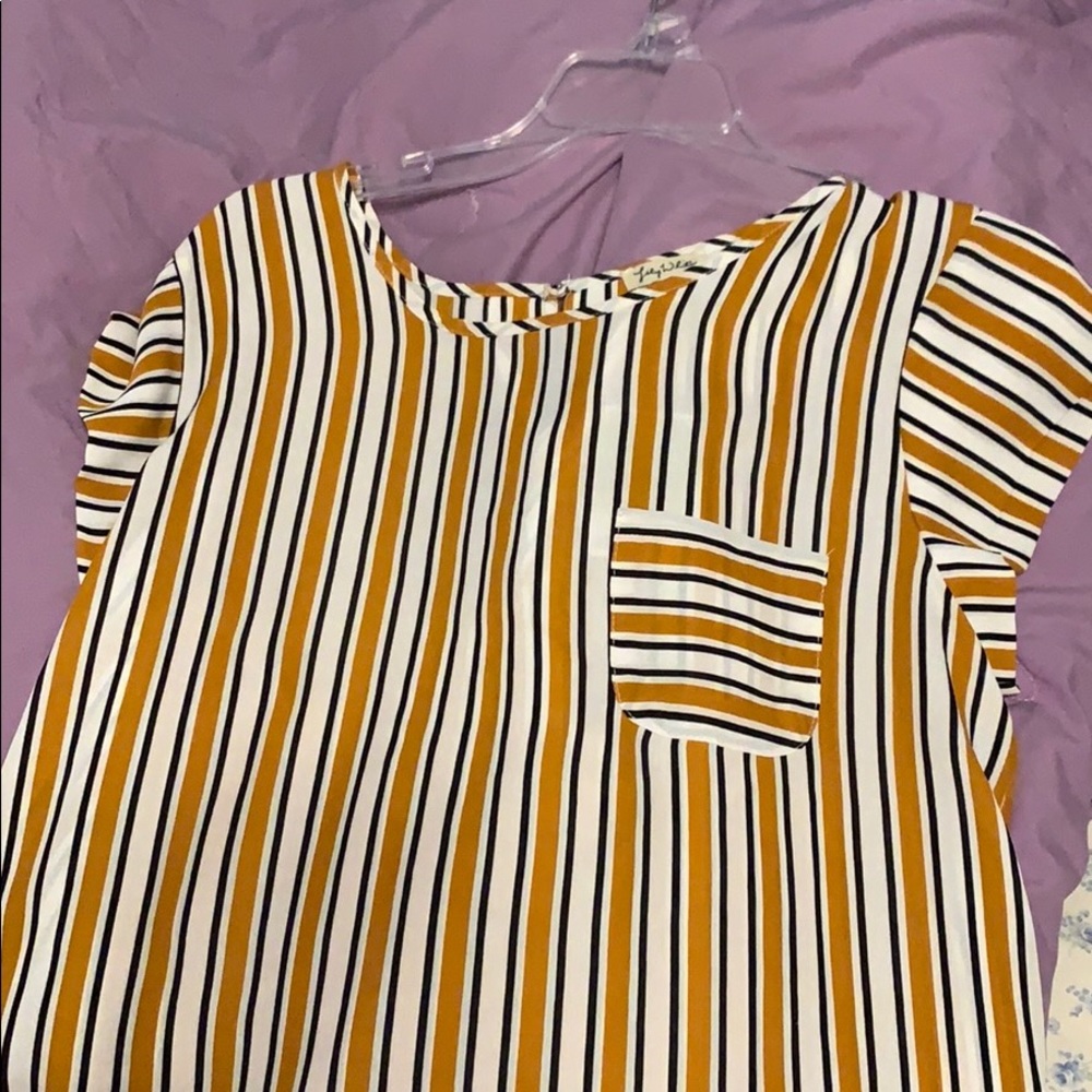 striped shirt